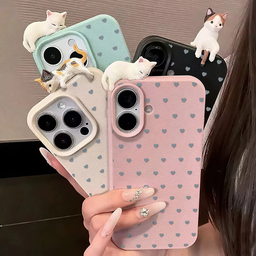 iPhone 16 Pro Max Schutzhülle mit 3D-Katzenmotiv und Liebesherz Design in weicher Ausführung - Bild 2