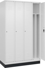 C+P Spind Classic PLUS Garderobenschrank mit 4 Abteilen, Farbe: Grau/Weiß, mit Zylinderschloss, 4 Garderobenhaken und mittiger Trennwand, B/T/H: 120 x 50 x 195 cm - Bild 1