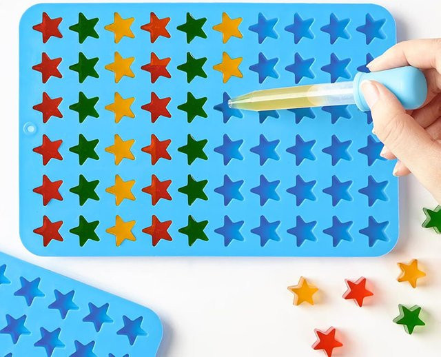 Silikonform Star in Blau für Gummibonbons, Schokolade und Eiswürfel mit Antihaftbeschichtung - Bild 1