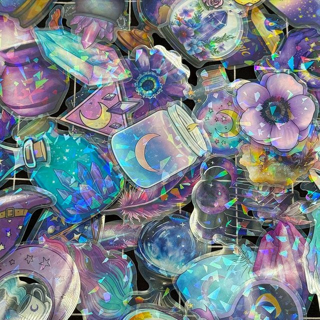 50 Stück Rui Di Transparente PET Sticker Set mit Hexen-Motiv und Funkel-Effekt, Wasserdichte Dekofolien in Multicolour für Notizbücher und Bastelarbeiten - Bild 1