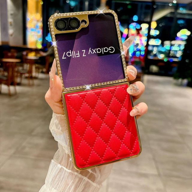 Gesteppte Lammleder-Schutzhülle mit Bling-Diamant-Design für Samsung Galaxy Z Flip 7 6 5 4 3 in Rot - Bild 1
