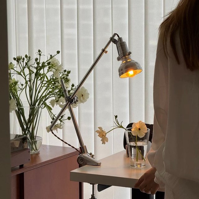 JIANKEXING Multifunktions-Klapptischlampe aus Aluminium im Industriestil, Farbe: Silber - Bild 1