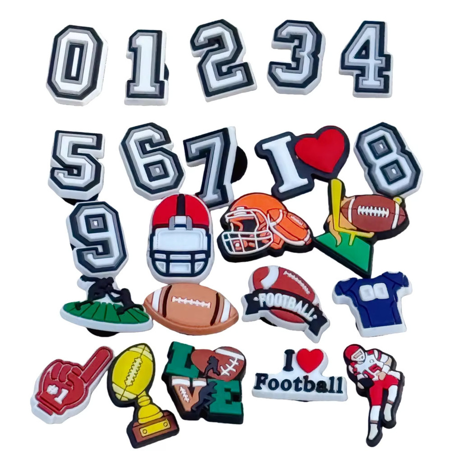 Schuhe Charms Kinder, Cartoon Sport Rugby Fußball Nummer, PVC - Bild 7
