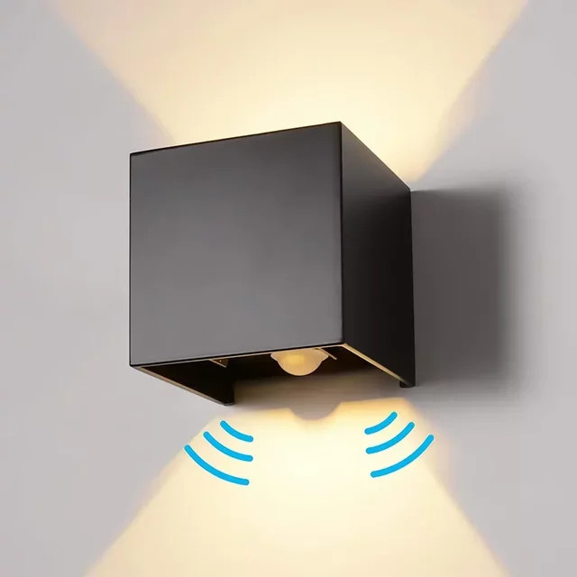 TRAZOS LED-Wandleuchte mit Bewegungsmelder IP65 in Schwarz für Garten und Balkon, 12W, Warmweiß - Bild 1