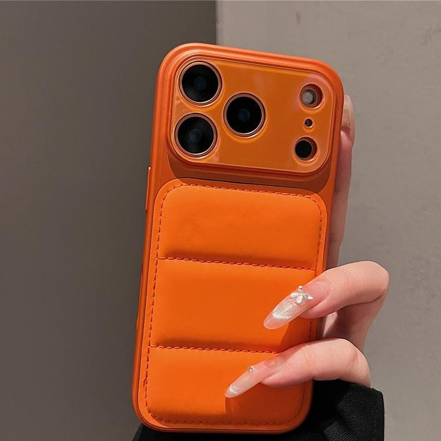 Stoßfeste 2-in-1 Daunenjacke Handyhülle für Apple iPhone 13 bis 17 Pro Max in Orange mit großem Fensterabdeckungs-Design - Bild 1