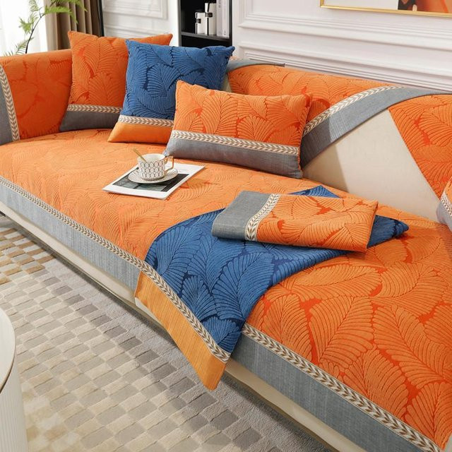 Rutschfester Chenille-Jacquard Sofabezug mit Blättermuster in Orange für 2-3 Sitzer Sofas und Sessel - Bild 1
