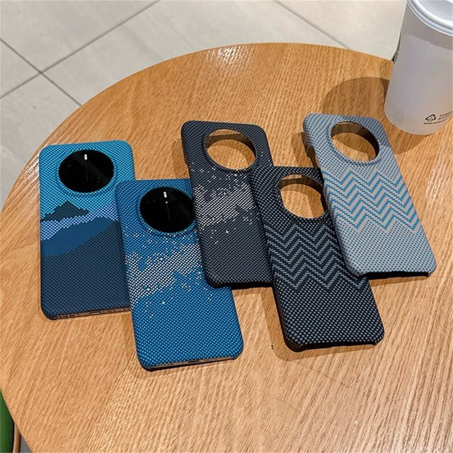 Stoßfeste Kevlar-Carbonfaser Schutzhülle für Honor Magic 6 Pro in Schwarz - Bild 1