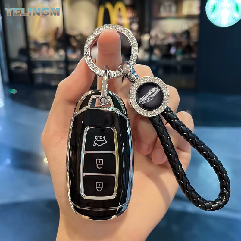 YELINGM TPU Autoschlüssel-Hülle in Silber für Hyundai Santa Fe, i30, ix35, Kona, Solaris, Azera, Grandeur und Elantra Accent mit 3 Tasten - Bild 2