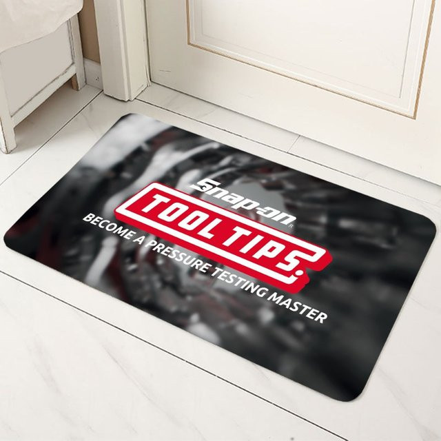 Snap-on TOOL TIPPS Logo Teppichmatte, rutschfeste und ölbeständige Fußmatte für Garage und Werkstatt, Mehrfarbig, B/T/H: 150 x 150 x 3 cm - Bild 1