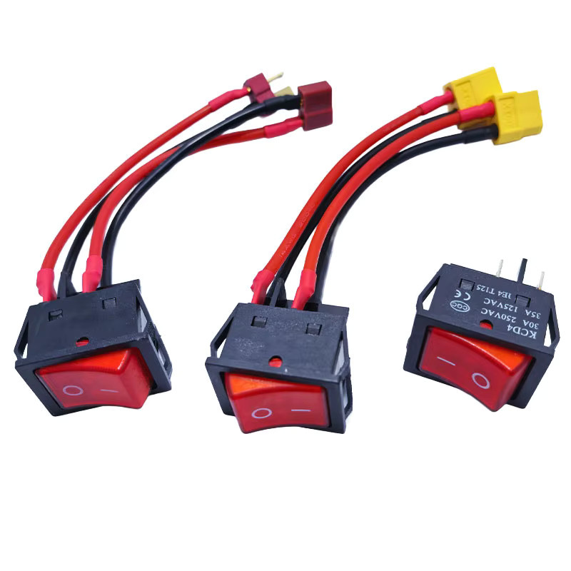 JCD Batterie-Hauptschalter mit Großstrom-Ein/Aus-Funktion, 30A 12V 24V, XT60-Stecker und 14AWG Kabel in Schwarz für RC Schleppboot und Köderboot mit 550 775 Bürstenmotor - Bild 2
