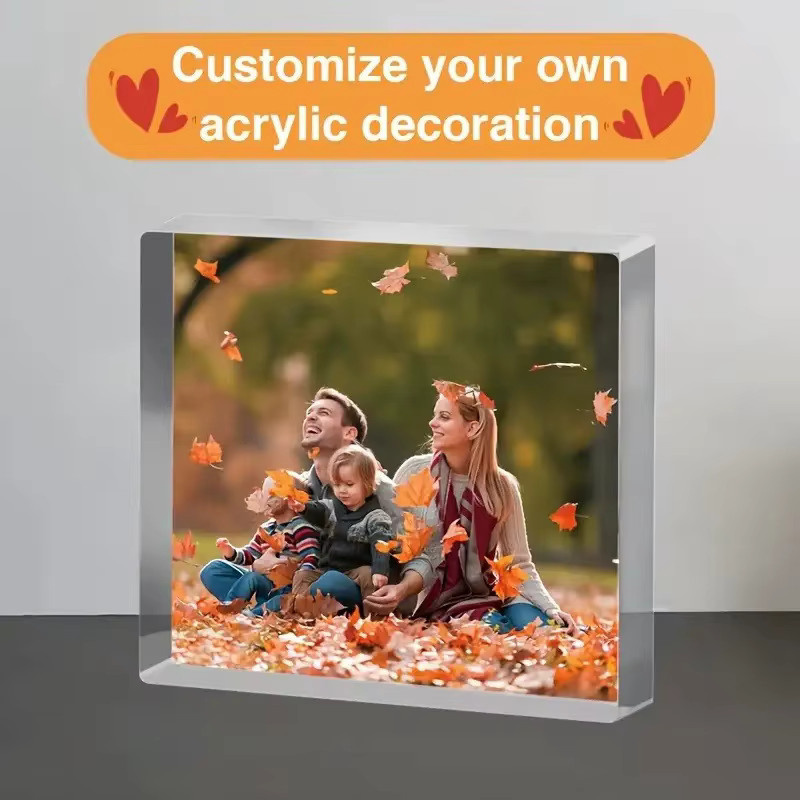 Personalisiertes Familienporträt-Andenken von Hello Young aus Acryl in Blau und Transparent, quadratisches Tischdekor im Country-House-Stil - Bild 2
