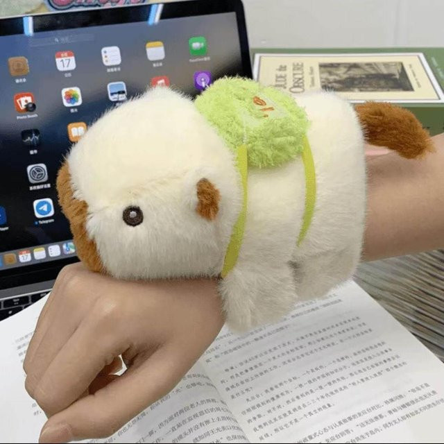 Yiran toy Capybara Slap-Armband Plüschtier, ab 14 Jahre - Bild 1