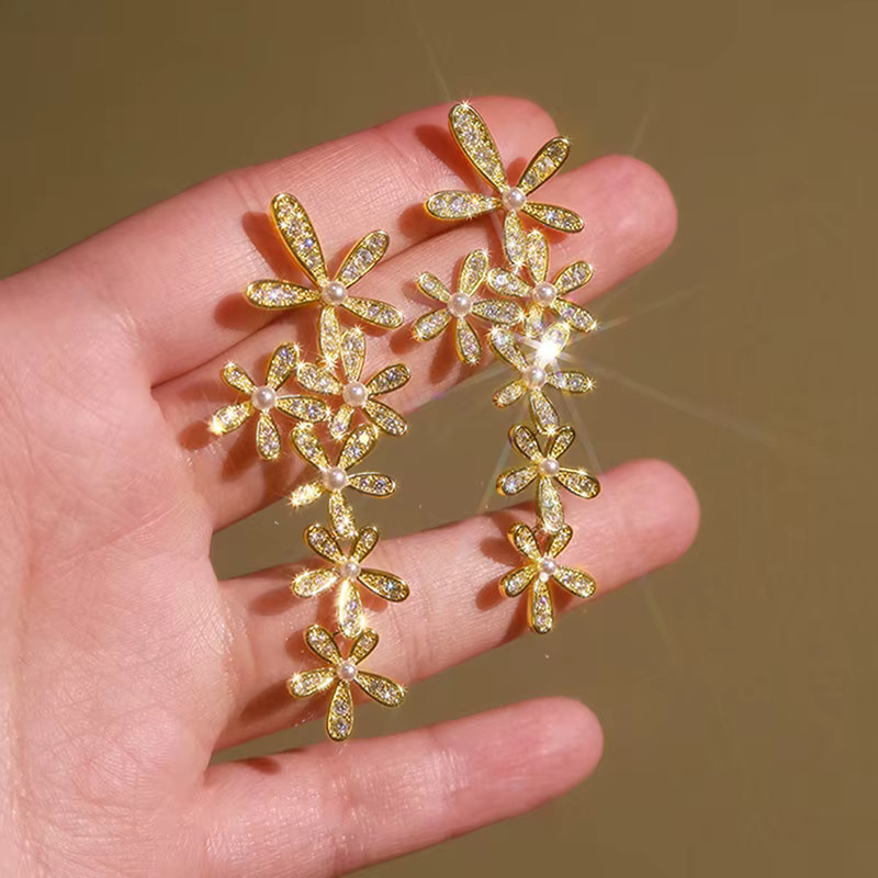 Huitan Gold Ohrringe, Perle, Blume Design, Damen - Bild 2