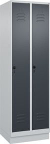 C+P Spind Classic PLUS Garderobenschrank mit Sockel, 2 Abteile, Grau/Anthrazit, H x B x T: 195 x 60 x 50 cm - Bild 1