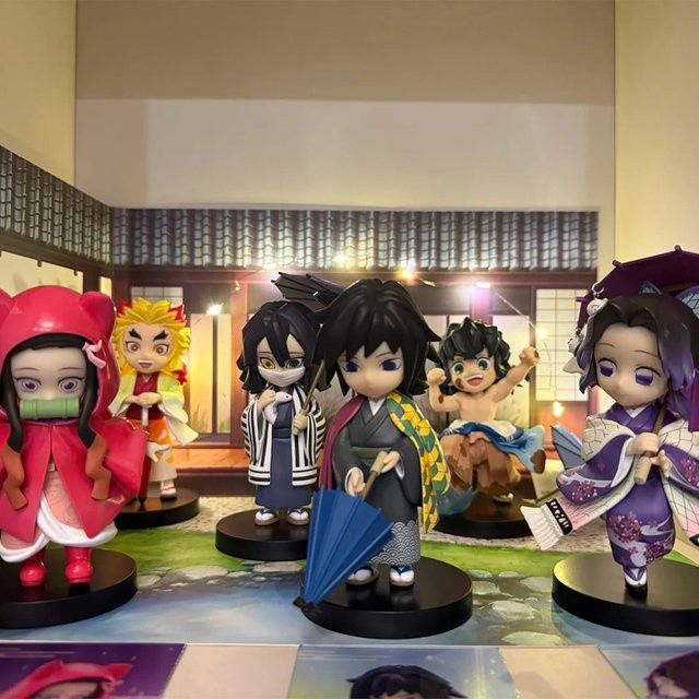Bandai Demon Slayer Plum Rain Serie, Blind Box Figuren, 12-teiliges Set - Bild 1