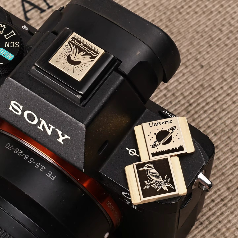 Sony Kamera-Metall-Blitzschuhabdeckung als Staubschutz für ZV1, A7M4, A7C2, A6700, A7R5, FX30, A7S3, A6000, A6400 und A6600 - Bild 5