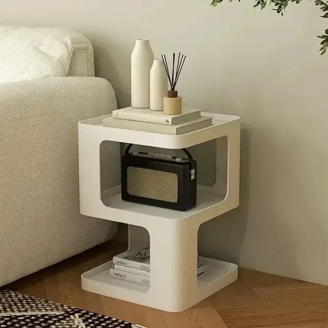 Moderner multifunktionaler Beistelltisch als Ecktisch für dein Wohnzimmer oder Schlafzimmer in Weiß - Bild 1
