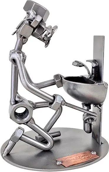 Hinz & Kunst Schraubenmännchen Klempner bei der Waschbeckenmontage aus Metall in Grau im Industrial Design - Bild 1