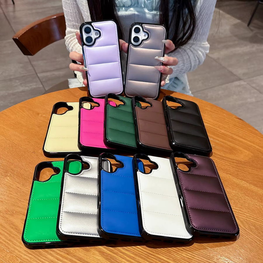 Stoßfeste Puffer-Schutzhülle im Daunenjacke-Design für Apple iPhone 11 bis 16 Pro Max, Multicolor und Silber - Bild 3