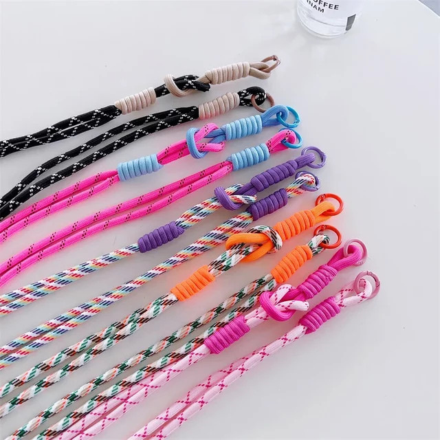 Farbiges Lanyard als Umhängetasche und Schlüsselanhänger mit verstellbarem geflochtenem Seil und Dichtung für dein iPhone 17 Pro Max in Multicolour - Bild 1