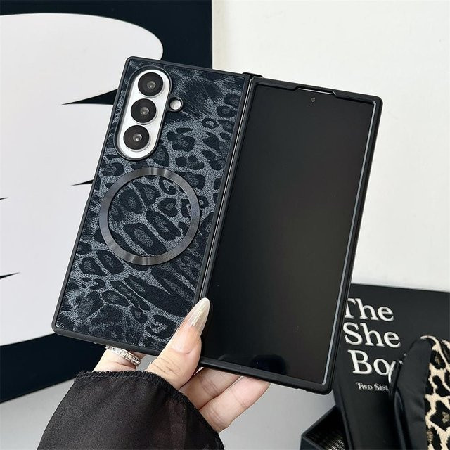 MagSafe Magnetische Handyhülle mit Leopard Muster Farbverlauf für Samsung Galaxy Z Fold 7 6 5 4 3 in Multicolour - Bild 1