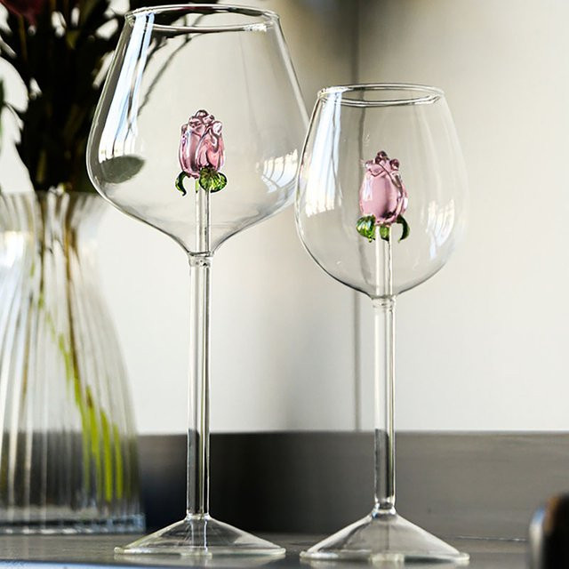 Champagnerflöte aus Glas mit 3D-Rosen-Design in Rosa, Rot und Weiß, Volumen: 220 ml - Bild 1
