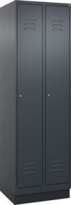 C+P Spind Classic PLUS Garderobenschrank mit Sockel, 2 Abteile, Anthrazit/Schwarz, H x B x T: 195 x 60 x 50 cm, mit Zylinderschloss und 3 Garderobenhaken - Bild 1