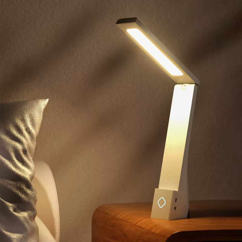 Feimefeiyou LED Schreibtischlampe in Weiß mit USB-Ladefunktion, faltbare Tischleuchte mit Augenschutz und Touch-Steuerung für Schlafzimmer und Schreibtisch, warmweißes Licht - Bild 5