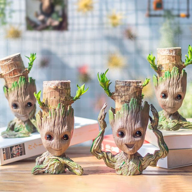 MINISO Gartenornament Groot Baum Mann Figur aus Kunstharz in Braun als Pflanztopf und Dekoration - Bild 1