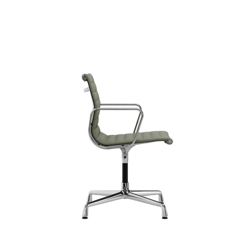 Vitra Aluminium Chair EA 104 mit Armlehnen in Grün (Hopsak) - Bild 2