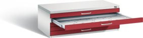 C+P Flachablageschrank Serie 7100_7200, Front Rubinrot, Korpus Lichtgrau, H x B x T: 42,0 x 110,0 x 76,5 cm - Bild 1