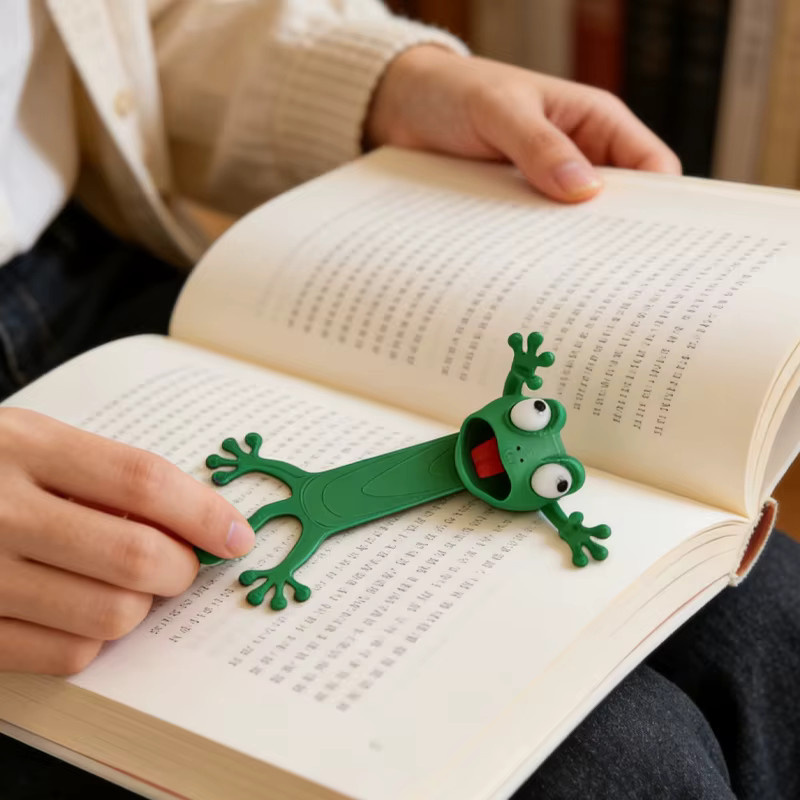 3D-gedrucktes Frosch-Lesezeichen aus Kunststoff in Grün - Bild 3