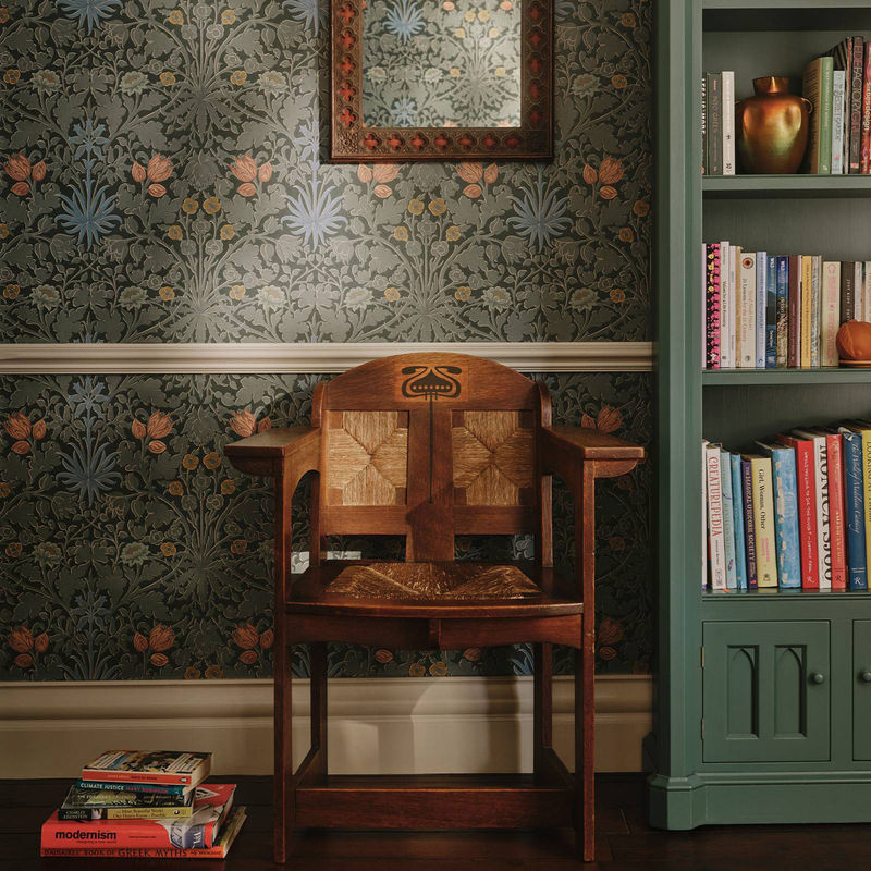 House of Hackney Tapete Hyacinth Novellus Euphorbia Floral Art Nouveau Mehrfarbig - Bild 2