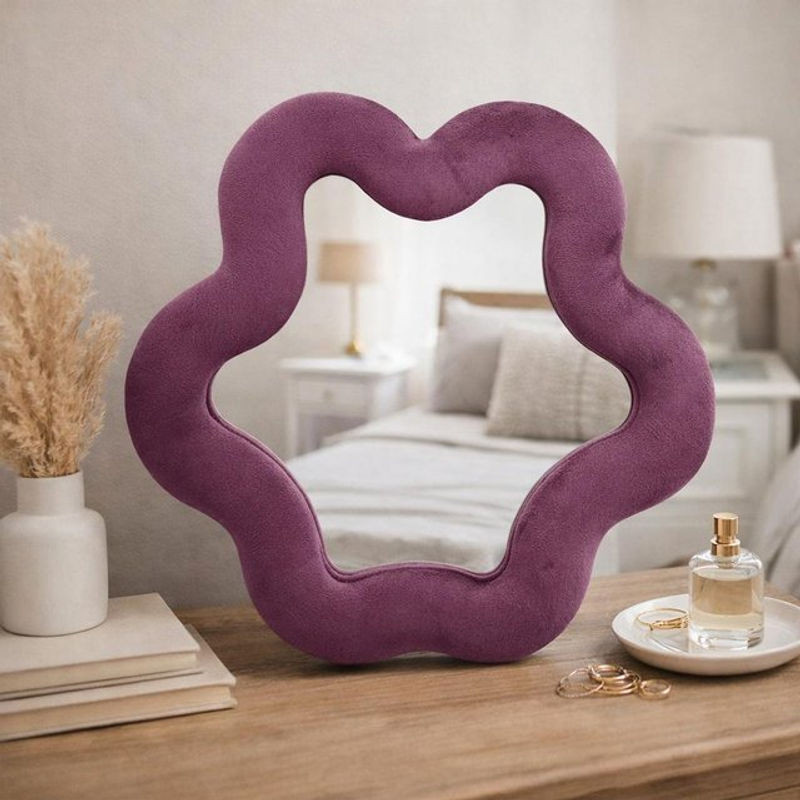 SHAMTAM Spiegel in Sternform mit gewelltem Design in Lila, B/H/T: 33 x 31 x 2,3 cm - Bild 1