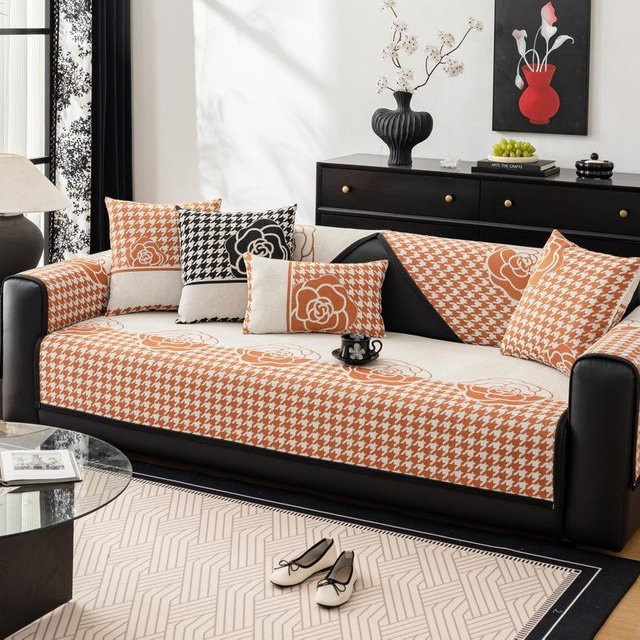 Modernes Sofakissen Super Six aus Chenille in quadratischer Form, B/B/B: 70 x 70 x 70 cm, erhältlich in Schwarz, Grün, Grau und Orange - Bild 1