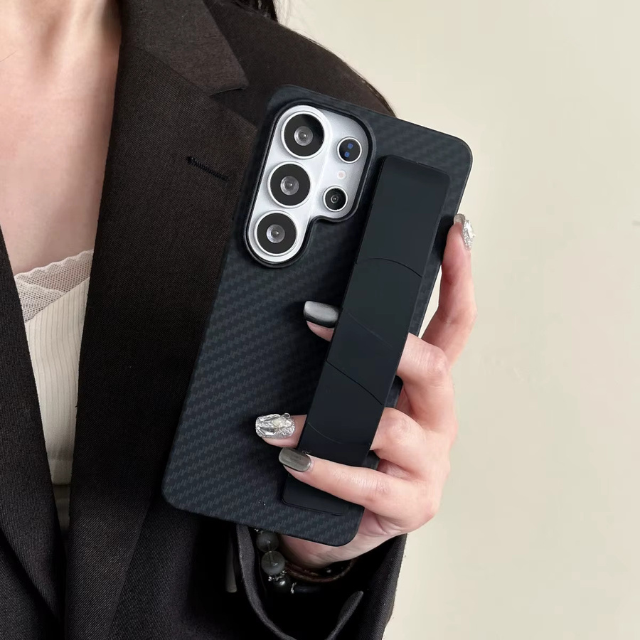 Luxuriöse Silikon-Handyhülle mit Armband und Carbonfaser-Textur für Samsung S26 S25 S24 S23 Ultra Plus, Farbe: Schwarz - Bild 2