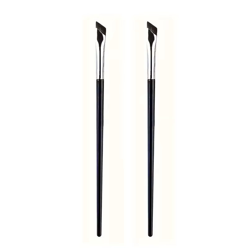 Karsyngirl Upgrade Blade Eyeliner-Pinsel, ultradünn, abgewinkelt, flach - Bild 2