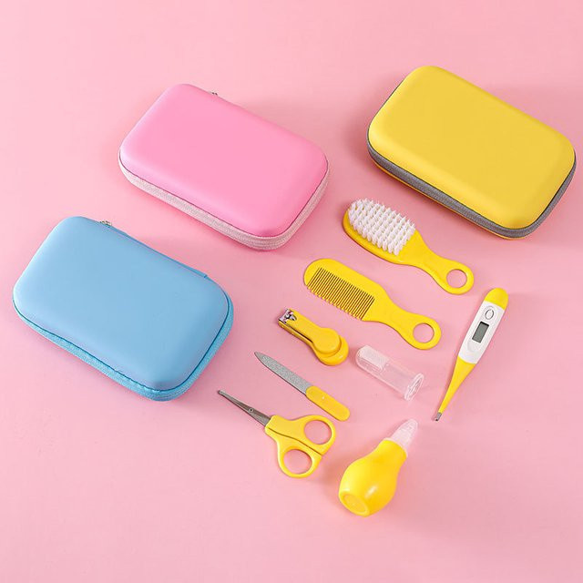 8-teiliges Baby Pflege Set in Pink mit Nagelknipser, Kamm und Bürste inklusive EVA Tasche - Bild 1