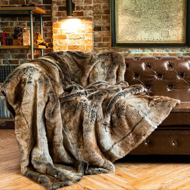 Battilo Kunstfell-Decke in Braun, luxuriöse und flauschige karierte Überwurfdecke für Winter und Schlafzimmer, B/T: 152 x 127 cm - Bild 1