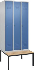 C+P Spind Classic PLUS Garderobenschrank mit Sitzbank, 3 Abteile, B/T/H: 212,0 x 90,0 x 81,5 cm, Zylinderschloss, 4 Garderobenhaken, mittige Trennwand, Sitzbanktyp untergebaut - Bild 1