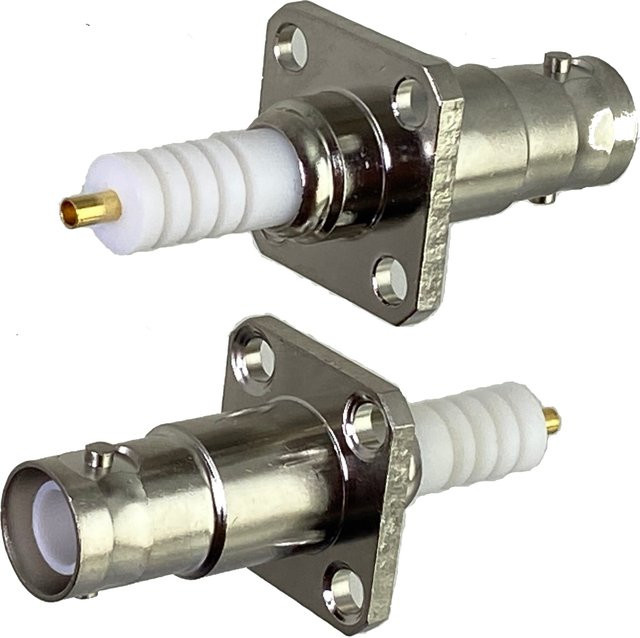 BNC-Stecker und Buchse mit 4-Loch-Flansch als Hochspannungs-HF-Koaxial-Adapter für Audio-Lautsprecher in Silber - Bild 1