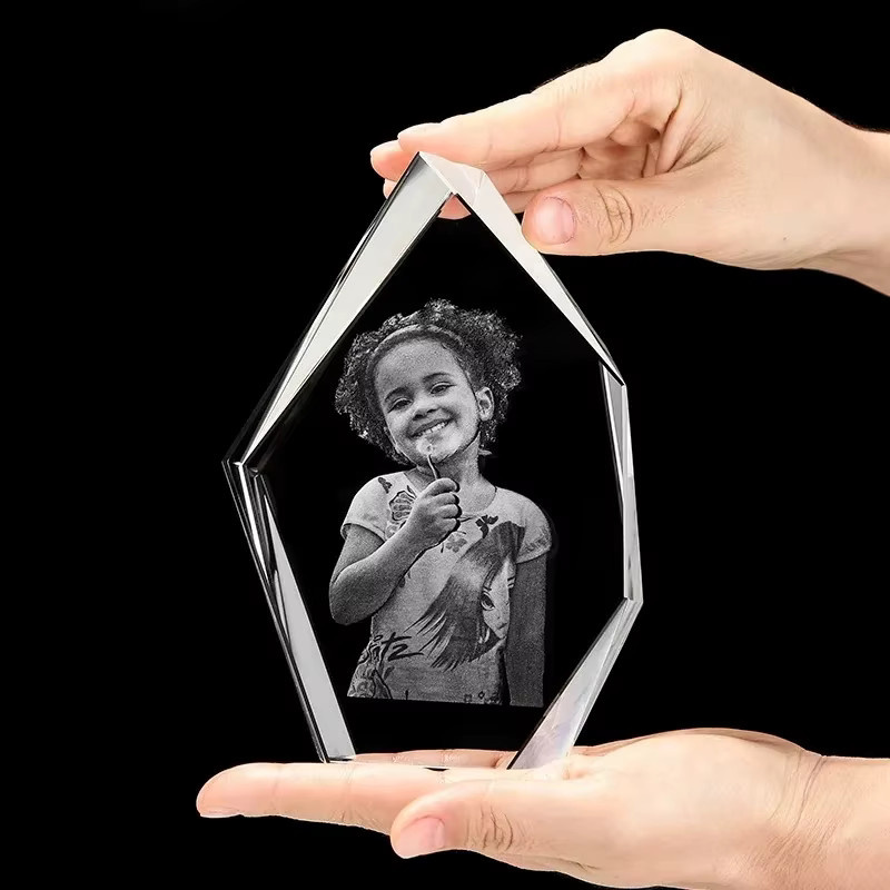 XTOOL Blanko K9 Kristall-Eisberg-Figur aus Glas in Transparent für Lasergravur und Foto-Geschenke - Bild 2