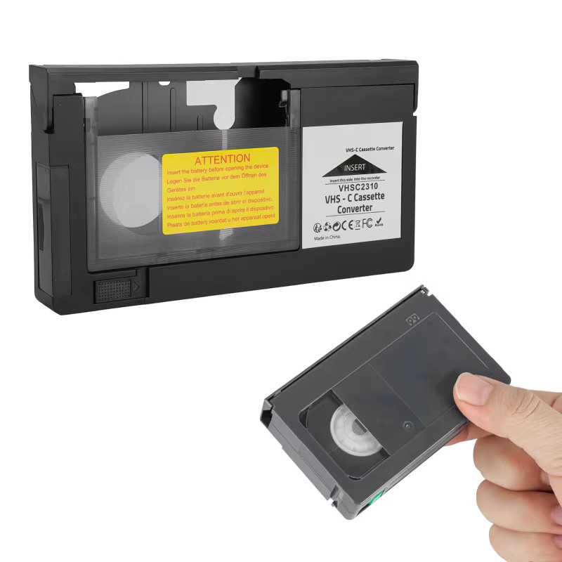 Qiilu VHS-C Kassettenadapter in Schwarz, kompatibel mit VHS-C und SVHS Camcordern von JVC, RCA und Panasonic, motorisierter VHS Kassettenkonverter - Bild 1