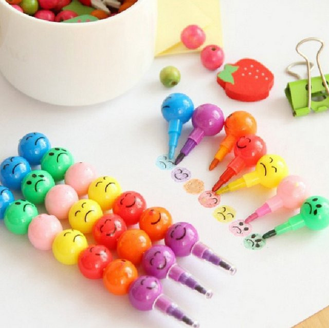Ataozhekou 5er Set Lächeln Block Farbstifte in Mehrfarbig für Kinder als Geschenk oder Partyartikel - Bild 1