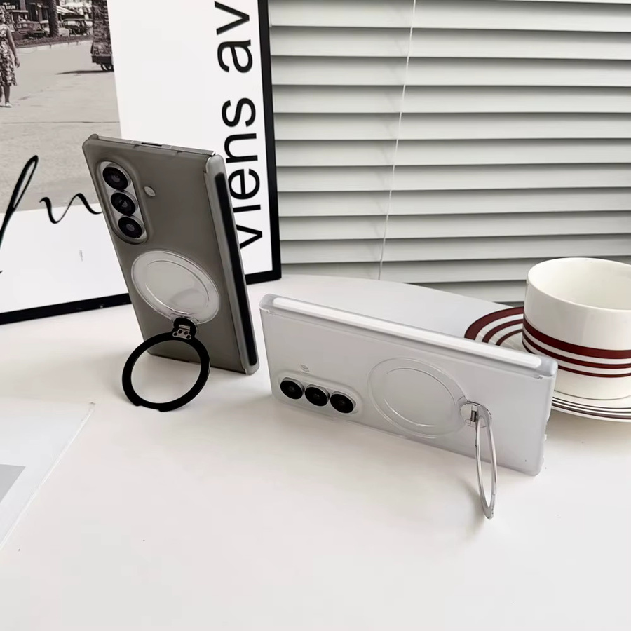 Transparente magnetische Hülle mit 360 Grad drehbarem Ringhalter für Samsung Galaxy Z Fold 7 6 5 4 aus Acryl in Matt-Optik - Bild 1
