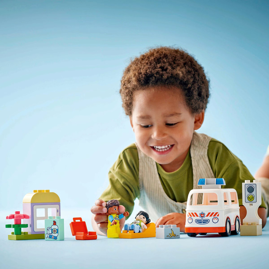 LEGO DUPLO Rettungswagen mit Fahrer ab 2 Jahren - Bild 4