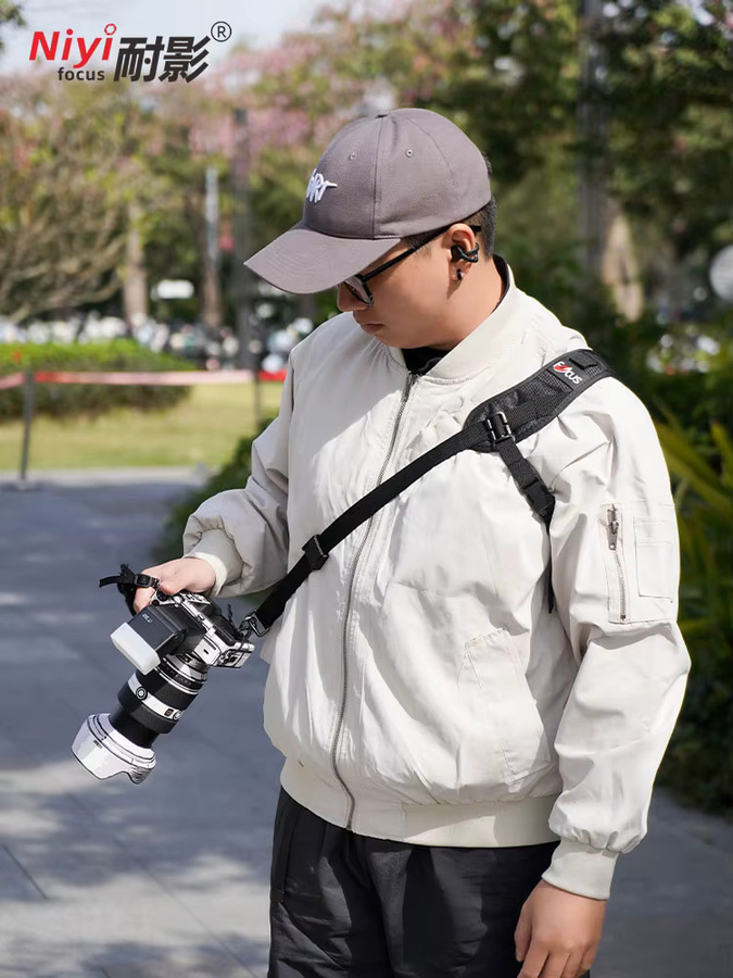 NiYi Dreipunkt-Schultergurt in Schwarz zur Nacken- und Druckentlastung für SLR und DSLR Kameras mit 1/4-Zoll-Schraube - Bild 7