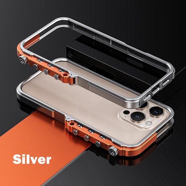 QGeeM Aluminium Metallrahmen Stoßfängerhülle für iPhone 15 Pro Max, iPhone 16 Pro Max und iPhone 17 Pro Max in Silber - Bild 1