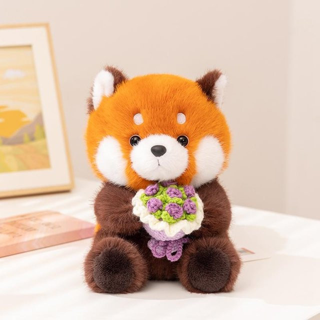 Roter Panda Plüschtier, mit gestrickten Blumen, 20cm, ab 14 Jahre - Bild 1