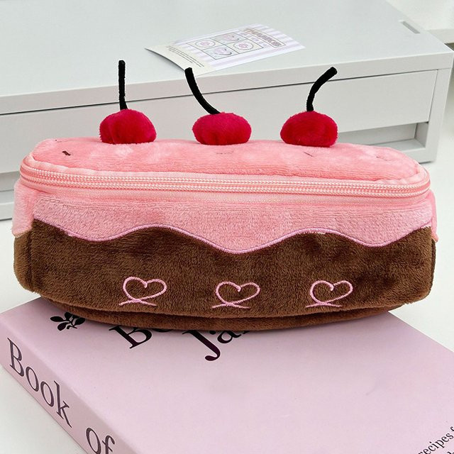 CHENJ Plüsch Etui Kirschkuchen in Pink mit großem Fassungsvermögen für Schule und Freizeit - Bild 1